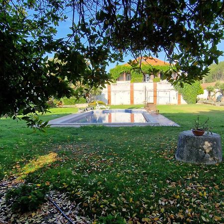 Casa Nikana Turcifal Exterior foto